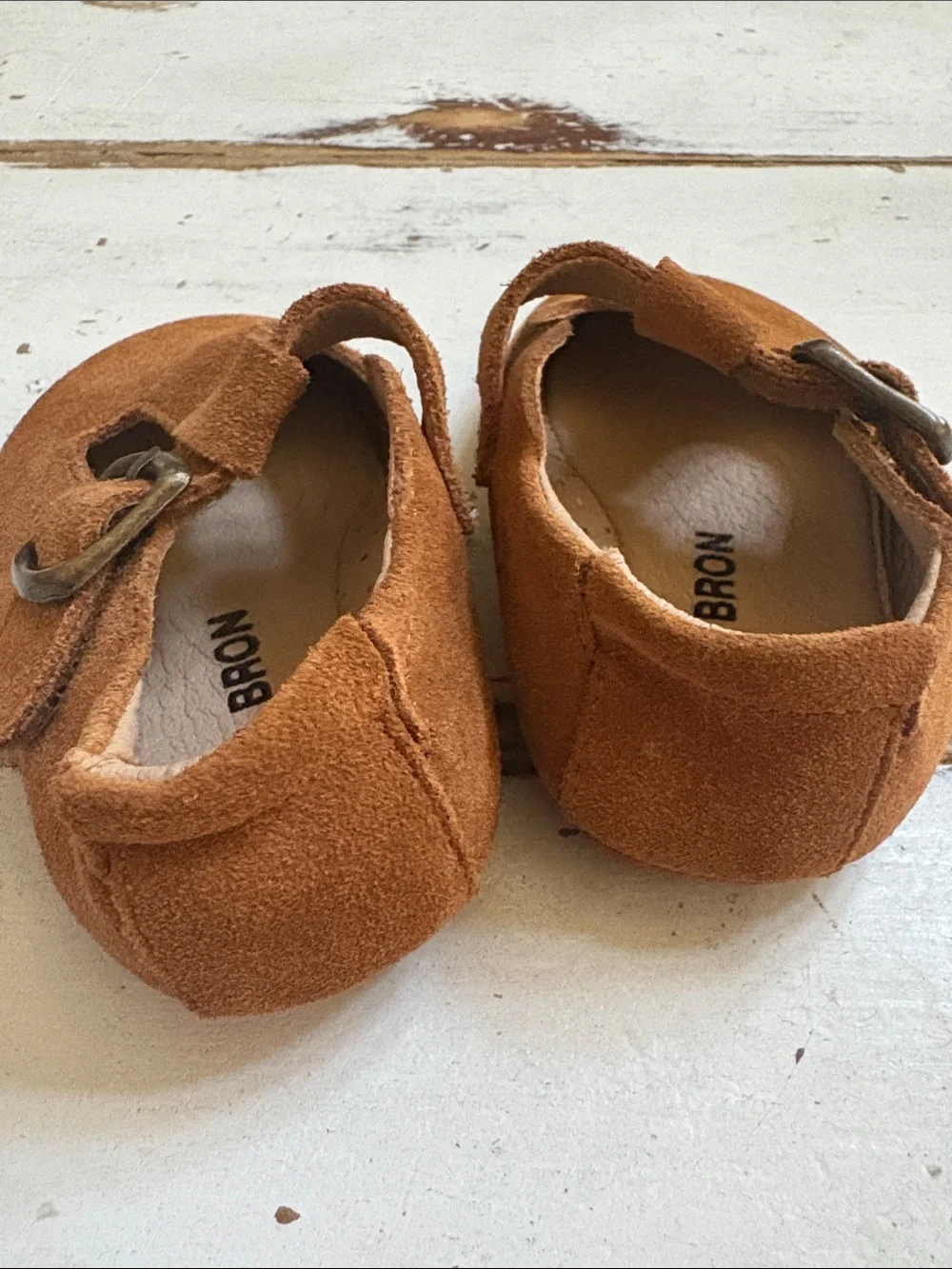 Thee born Brown Suede Kids T-Strap Buckle Shoes
